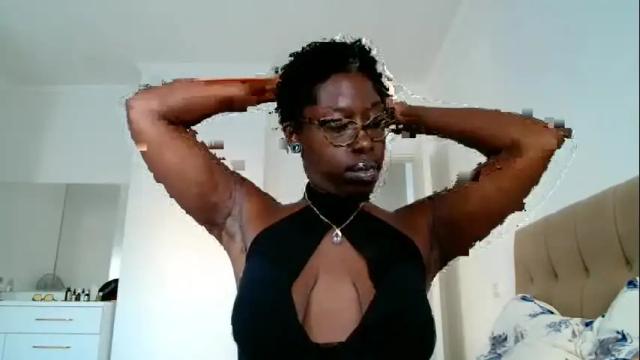 Image 4 of madamindigo Stream on Chaturbate on 6 months ago