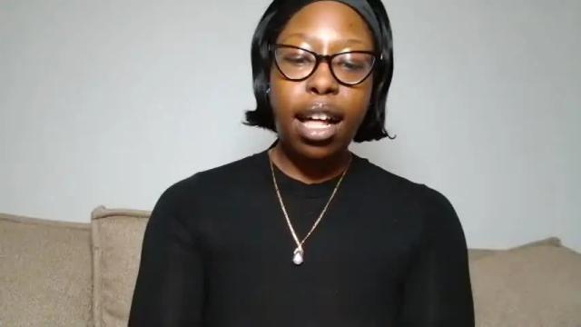 Image 4 of madamindigo Stream on Chaturbate on 1 month ago