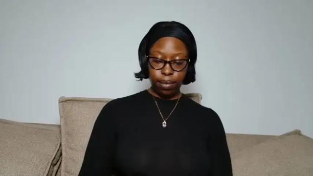 Image 7 of madamindigo Stream on Chaturbate on 1 month ago