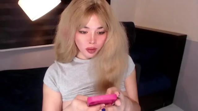 Image 4 of madammemistressana Stream on Chaturbate on 18 months ago