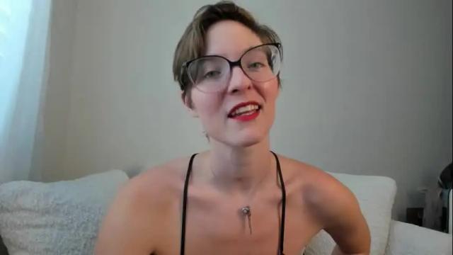 Image 2 of madammezusa Stream on Chaturbate on 1 month ago