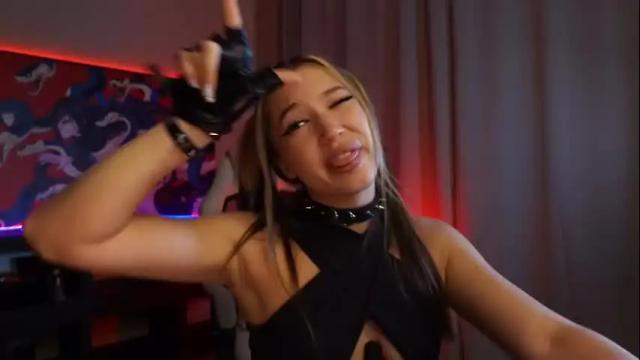 Image 10 of maddi_s_here Stream on Chaturbate on 1 month ago