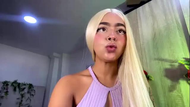 Image 2 of maddiiebrooks Stream on Chaturbate on 2 months ago