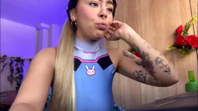 Image 3 of maddiiebrooks Stream on Chaturbate on 1 month ago