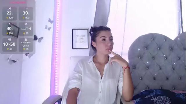 Image 2 of maddiikay Stream on Chaturbate on 1 month ago