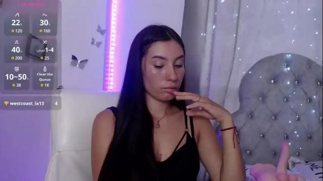 Image 2 of maddiikay Stream on Chaturbate on 1 month ago