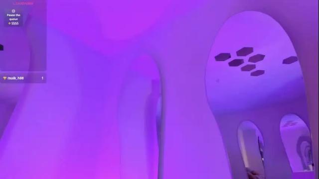 Image 6 of maddisonlowe Stream on Chaturbate on 1 month ago
