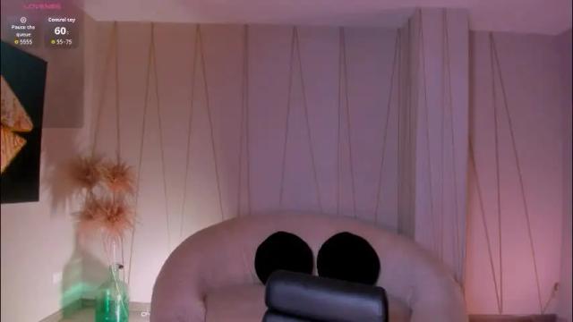 Image 7 of maddisonlowe Stream on Chaturbate on 1 month ago