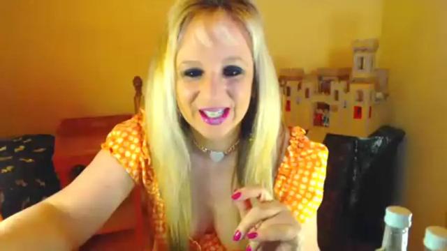 Image 7 of maddisonrae76 Stream on Chaturbate on 2 months ago