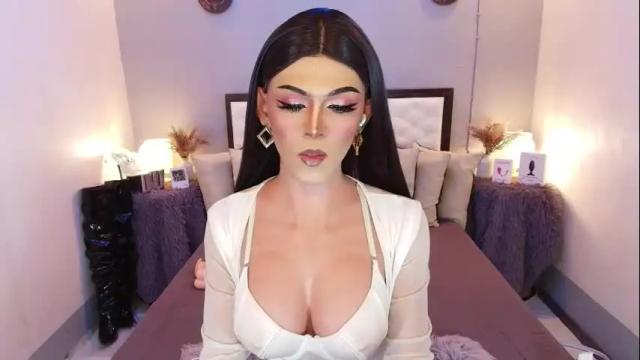 Image 4 of maddisonwil Stream on Chaturbate on 3 months ago