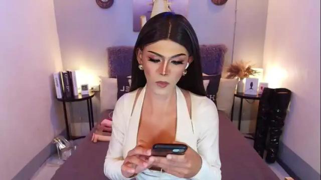 Image 12 of maddisonwil Stream on Chaturbate on 3 months ago