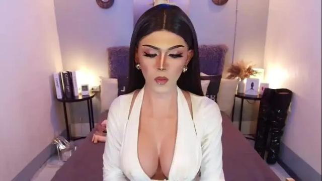 Image 4 of maddisonwil Stream on Chaturbate on 3 months ago