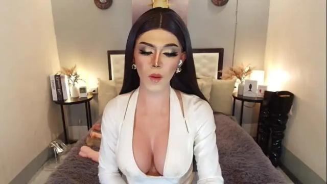 Image 2 of maddisonwil Stream on Chaturbate on 3 months ago