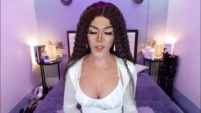 Image 2 of maddisonwil Stream on Chaturbate on 1 month ago