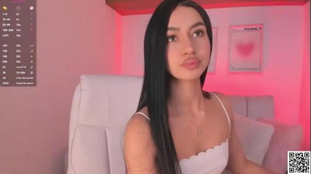 Image 2 of maddy_bronw Stream on Chaturbate on 1 month ago
