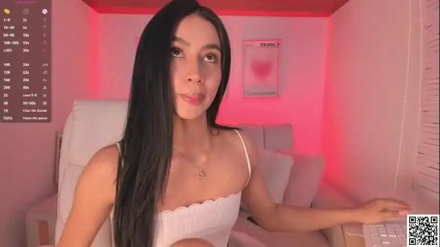 Image 6 of maddy_bronw Stream on Chaturbate on 1 month ago