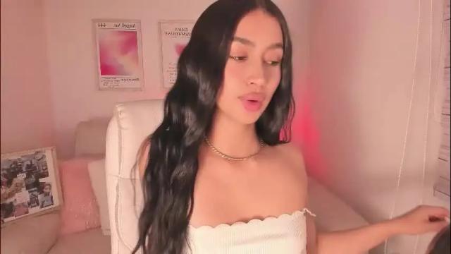 Image 7 of maddy_bronw Stream on Chaturbate on 1 day ago