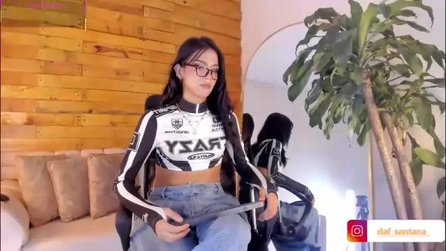 Image 2 of maddy_cooper_ Stream on Chaturbate on 1 month ago