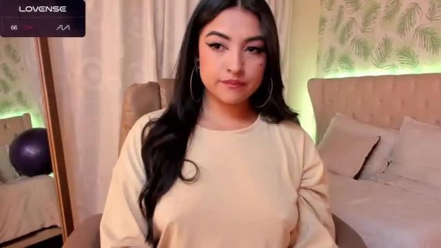 Image 3 of maddy_cute Stream on Chaturbate on 14 months ago