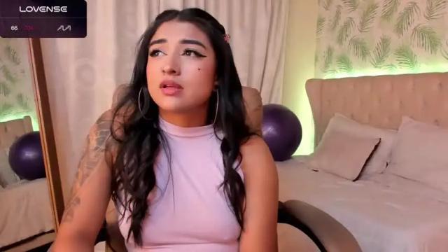 Image 8 of maddy_cute Stream on Chaturbate on 14 months ago