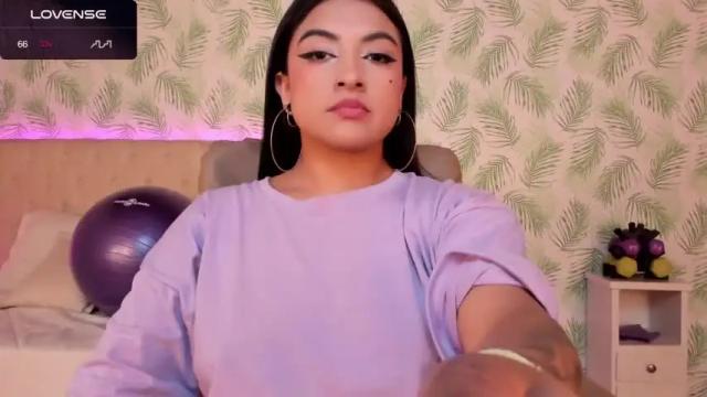 Image 8 of maddy_cute Stream on Chaturbate on 19 months ago