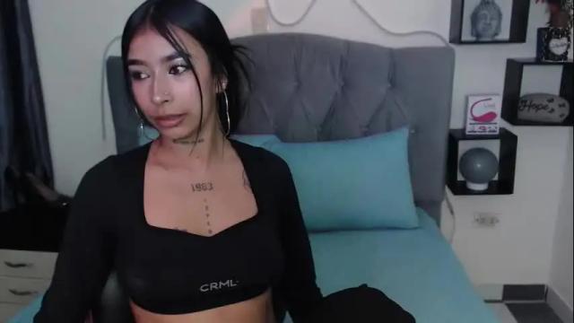 Image 3 of maddy_parker_ Stream on Chaturbate on 1 month ago