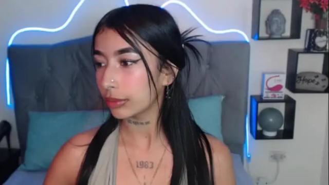 Image 12 of maddy_parker_ Stream on Chaturbate on 1 month ago