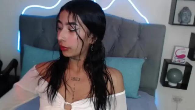 Image 12 of maddy_parker_ Stream on Chaturbate on 1 month ago