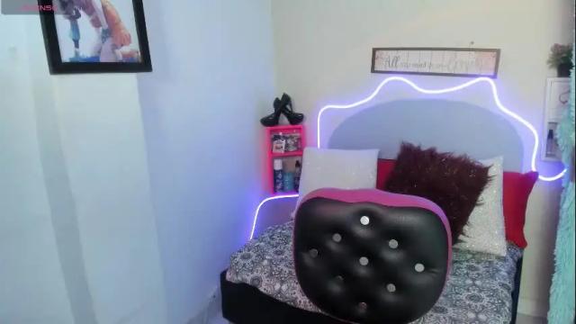 Image 8 of maddy_parker_ Stream on Chaturbate on 11 days ago