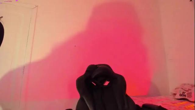 Image 3 of maddy_rios Stream on Chaturbate on 3 months ago