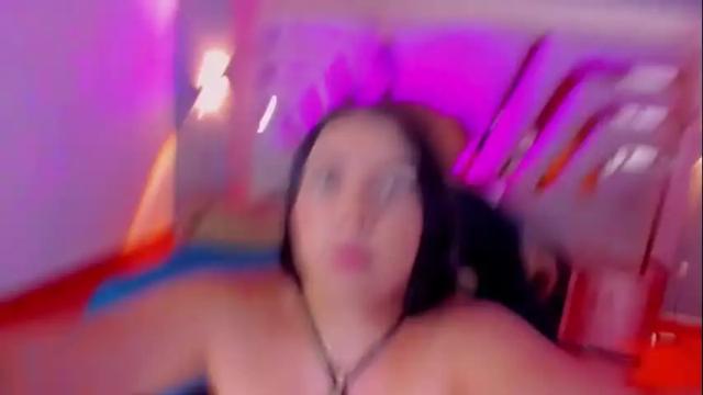Image 2 of maddycrofft Stream on Chaturbate on 20 days ago