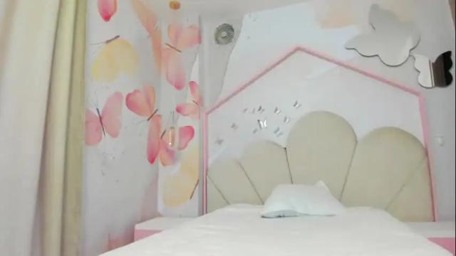 Image 7 of maddycute4u Stream on Chaturbate on 5 days ago
