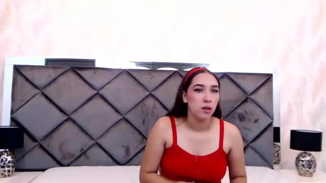 Image 6 of maddyevanson Stream on Chaturbate on 18 months ago