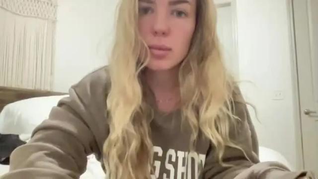 Image 4 of maddymurphy Stream on Chaturbate on 16 months ago