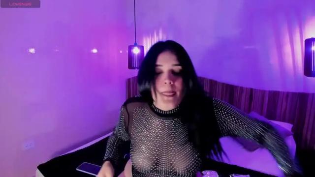 Image 2 of maddysexx_ Stream on Chaturbate on 13 months ago