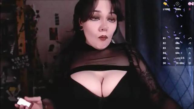 Image 8 of madeintheabyss Stream on Chaturbate on 3 months ago