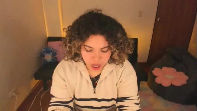 Image 2 of madelaine_taylor Stream on Chaturbate on 2 months ago