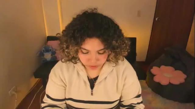 Image 3 of madelaine_taylor Stream on Chaturbate on 2 months ago
