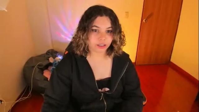 Image 12 of madelaine_taylor Stream on Chaturbate on 1 month ago