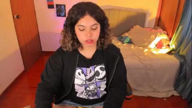Image 4 of madelaine_taylor Stream on Chaturbate on 5 days ago