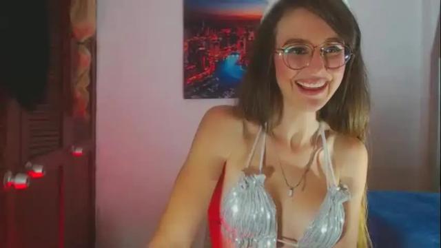 Image 10 of madelainnfox2 Stream on Chaturbate on 2 months ago