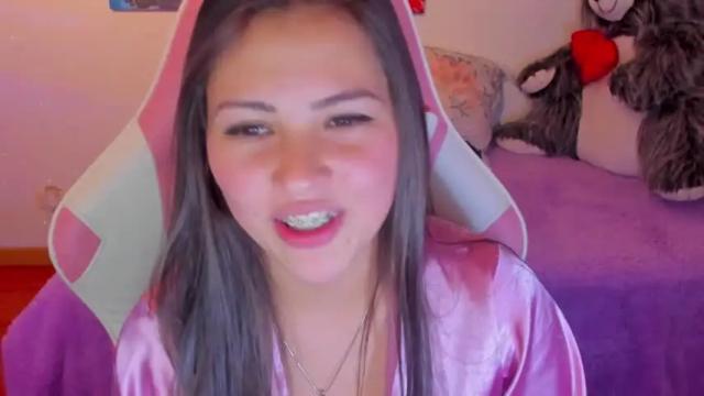 Image 7 of madeleine_shinobi Stream on Chaturbate on 16 months ago