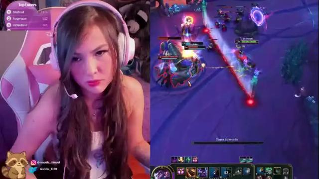 Image 10 of madeleine_shinobi Stream on Chaturbate on 14 days ago