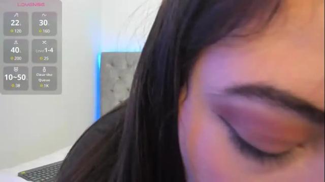Image 6 of madeleine_w Stream on Chaturbate on 22 days ago