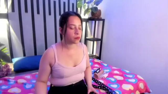 Image 4 of madelen_jackson7 Stream on Chaturbate on 17 months ago