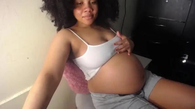 Image 2 of madelene8 Stream on Chaturbate on 17 months ago
