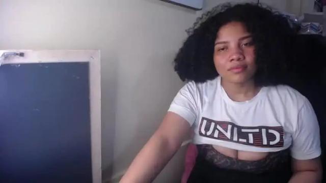 Image 10 of madelene8 Stream on Chaturbate on 14 months ago