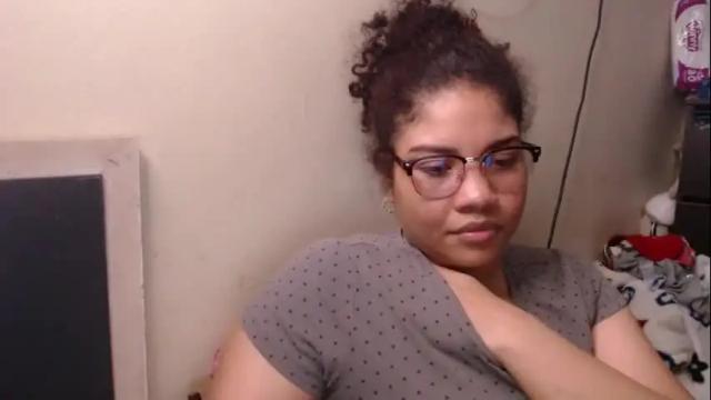 Image 2 of madelene8 Stream on Chaturbate on 1 month ago