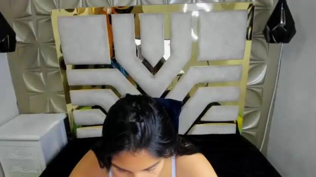 Image 4 of madeleyn_thompson Stream on Chaturbate on 13 months ago