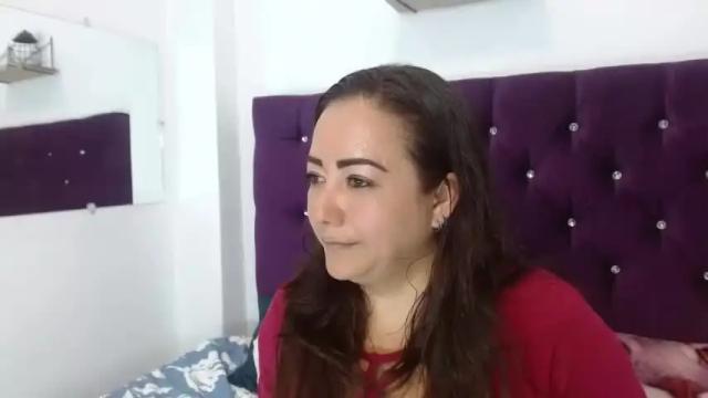 Image 10 of madeleynhall Stream on Chaturbate on 20 months ago